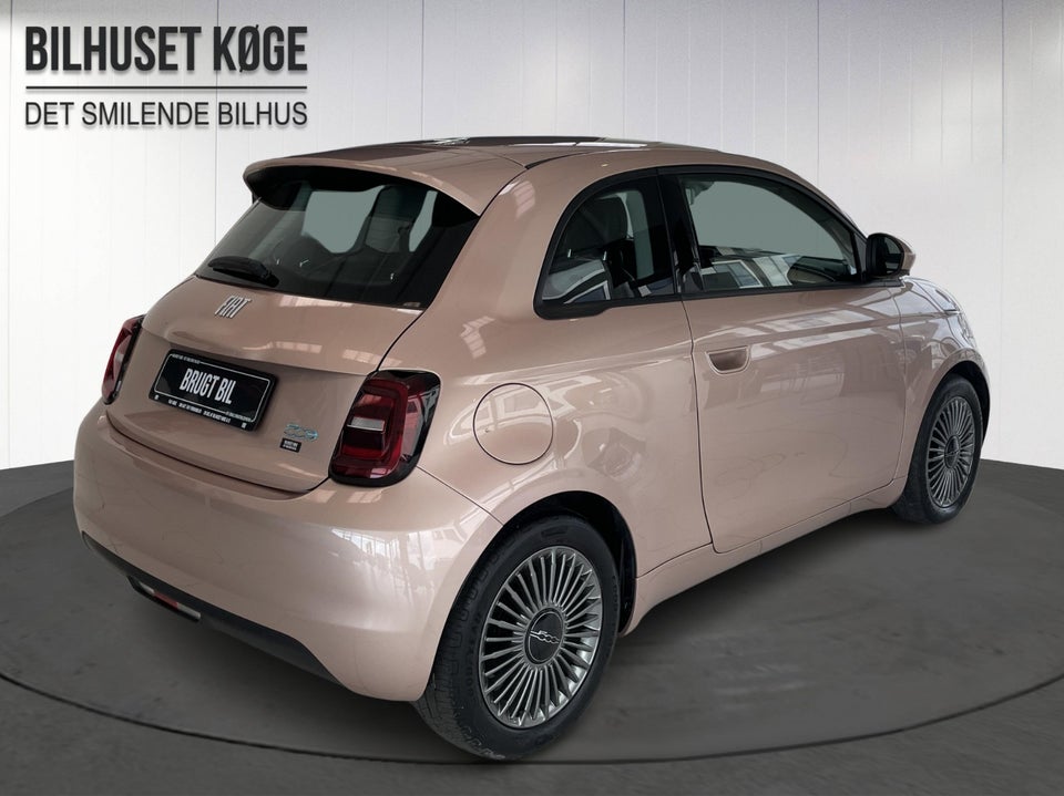 Fiat 500e 42 Icon 3d