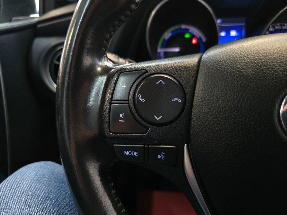 Toyota Auris 1,8 Hybrid H2 Touring Sports CVT 5d