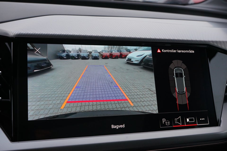 Audi Q4 e-tron 40 Advanced 5d