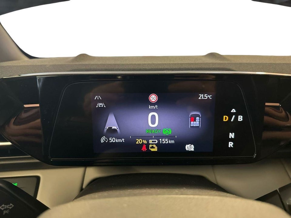 Ford Capri 82 Select Extended Range 5d