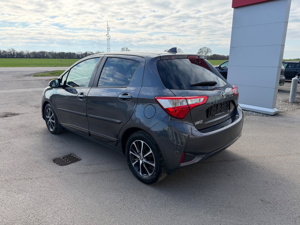 Toyota Yaris 1,0 VVT-i T3 5d