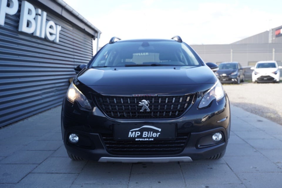 Peugeot 2008 1,6 BlueHDi 100 GT Line Sky 5d
