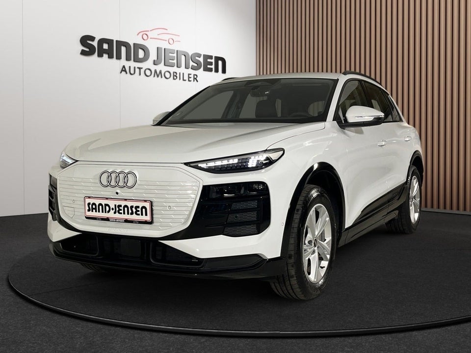 Audi Q6 e-tron Progress performance 5d