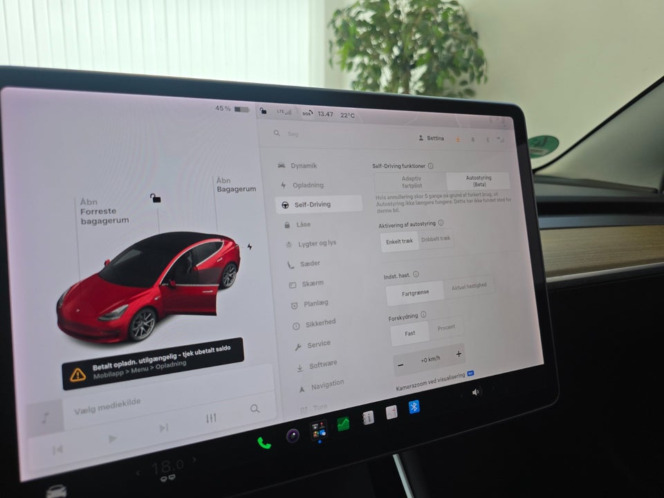 Tesla Model 3 Standard Range+ RWD 4d