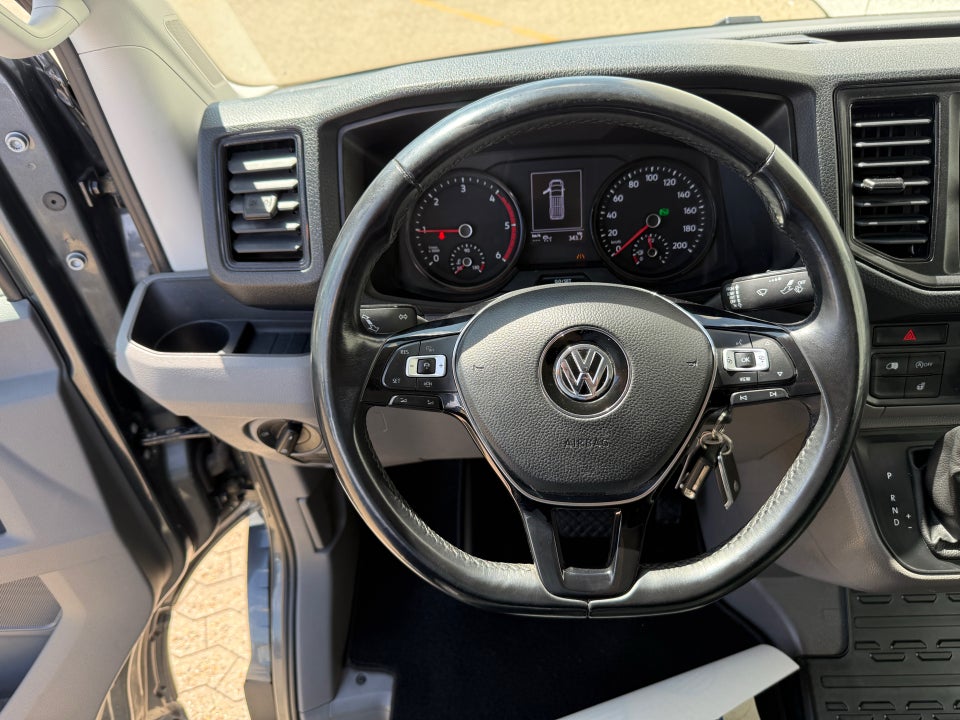 VW Crafter 35 2,0 TDi 177 Kassevogn L3H3 aut.