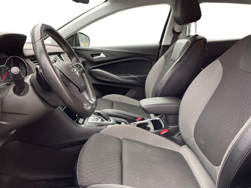 Opel Grandland X 1,6 Hybrid Cosmo Prestige aut. 5d