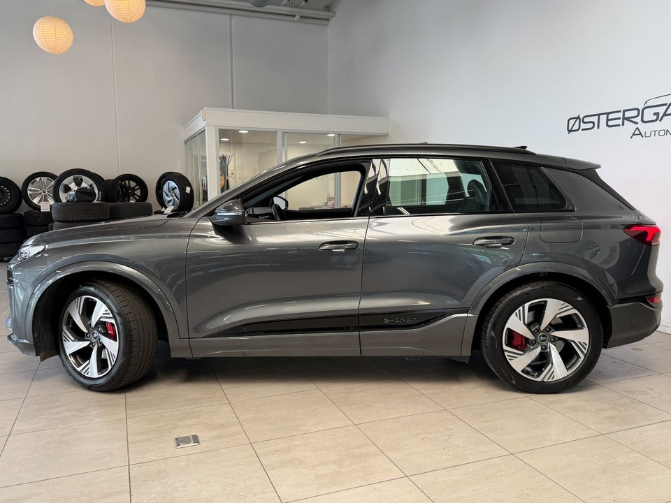 Audi Q6 e-tron S-line quattro 5d