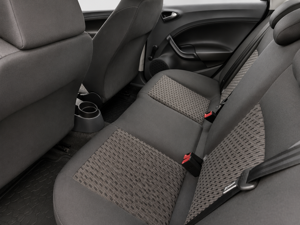 Seat Ibiza 1,4 16V 85 Reference 5d