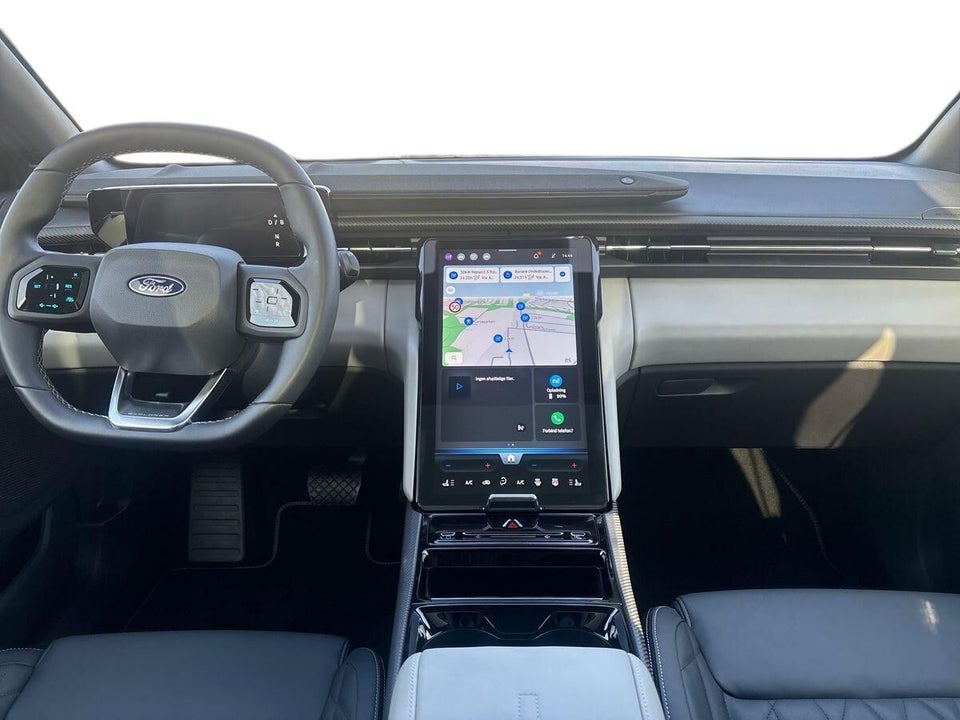 Ford Explorer 77 Premium Extended Range 5d