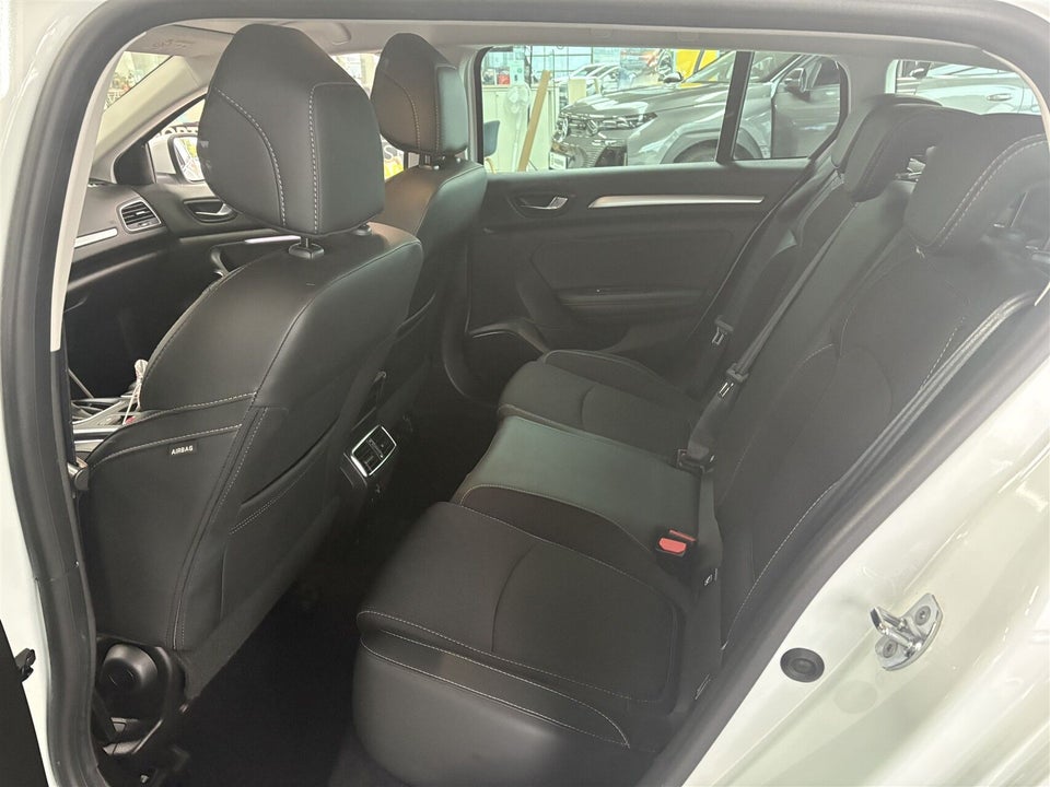 Renault Megane IV 1,6 E-Tech Intens Sport Tourer 5d