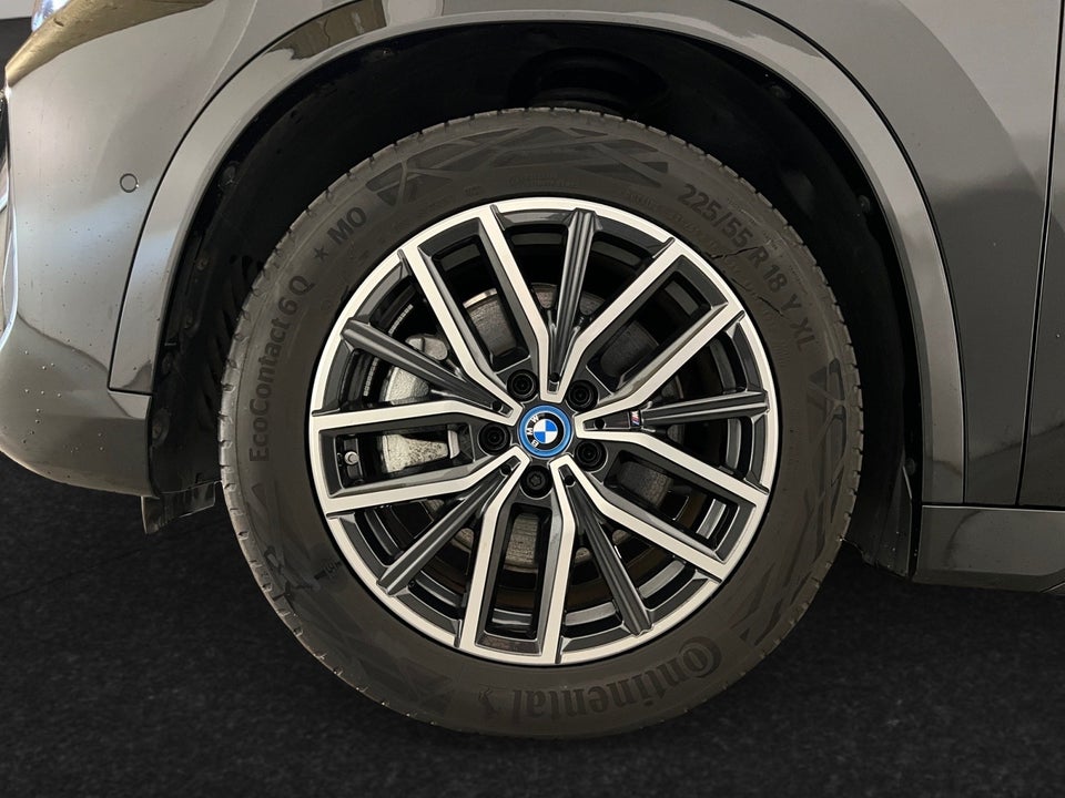 BMW iX1 xDrive30 M-Sport 5d