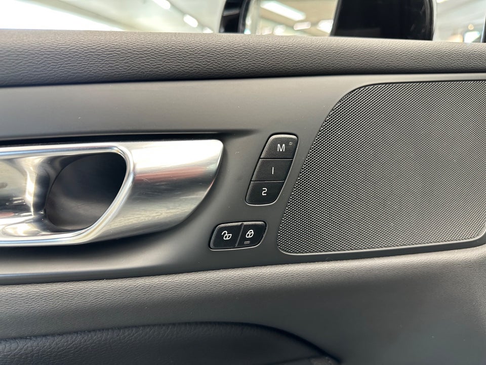 Volvo V60 2,0 T6 ReCharge Inscription aut. AWD 5d