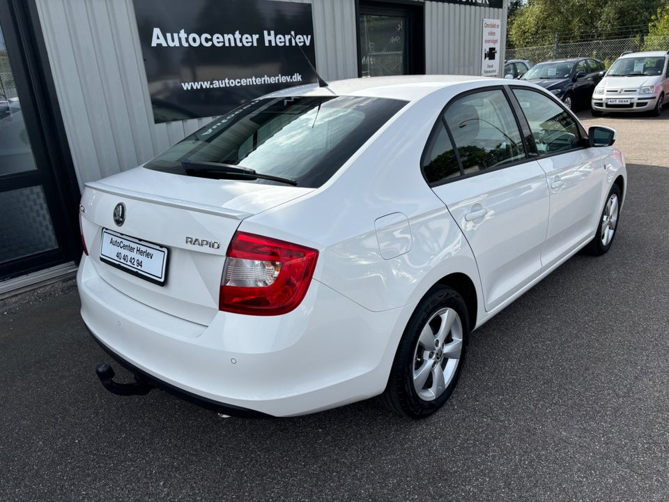 Skoda Rapid 1,4 TSi 122 Elegance DSG 5d