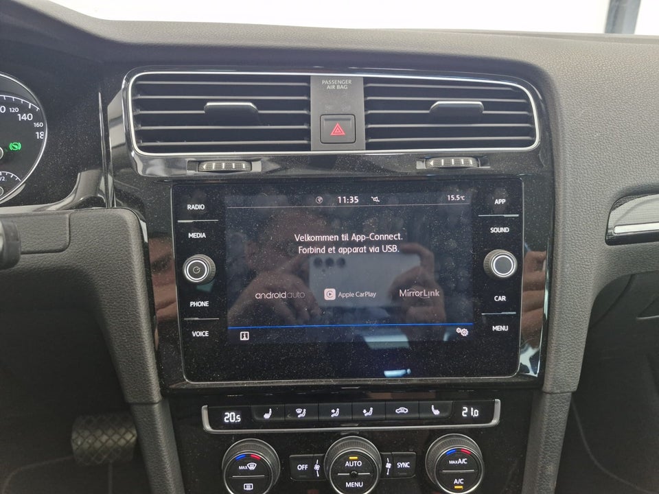 VW Golf VII 1,5 TSi 150 R-line DSG 5d