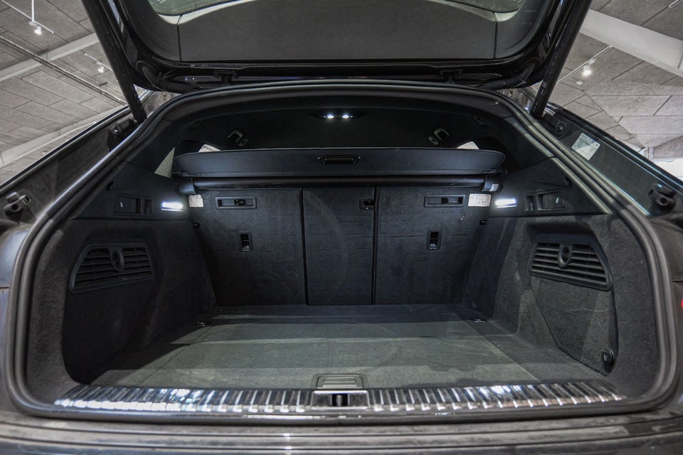 Audi e-tron 55 Advanced quattro 5d