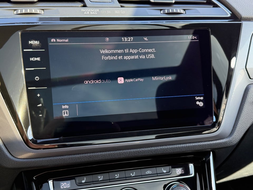 VW Touran 2,0 TDi 150 R-line DSG 7prs 5d