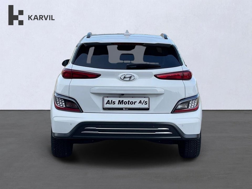 Hyundai Kona 64 EV Essential 5d