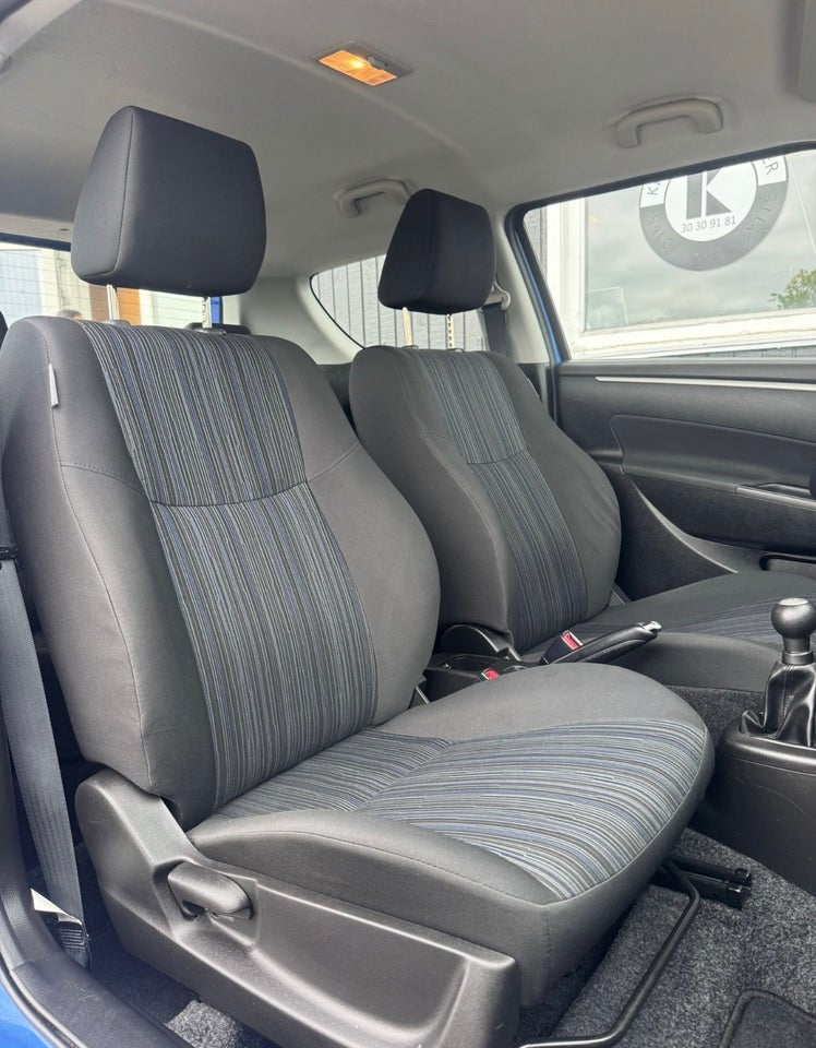 Suzuki Swift 1,2 Dualjet Club 3d