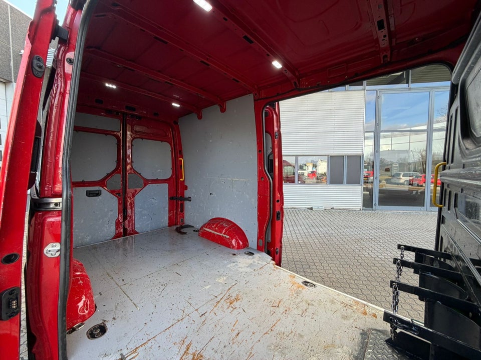 MAN TGE 2,0 3.180 Kassevogn L3H2 RWD