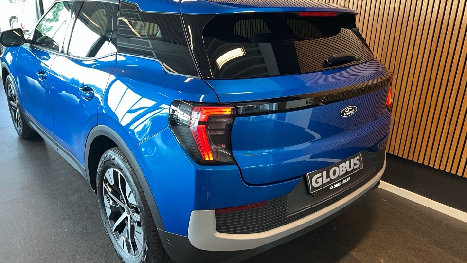 Ford Explorer 77 Select Extended Range 5d