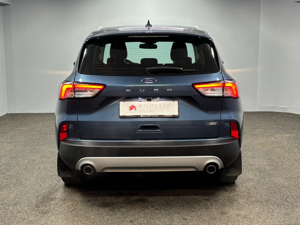 Ford Kuga 2,5 PHEV Titanium CVT 5d