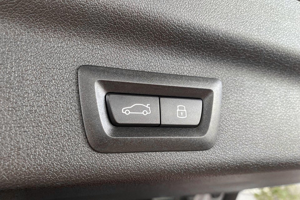 BMW iX1 eDrive20 M-Sport 5d