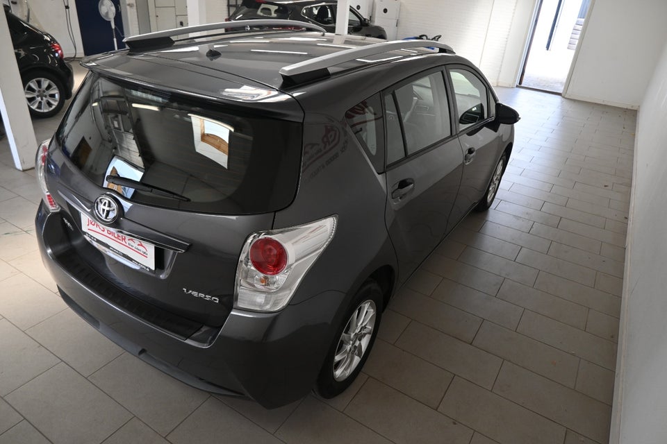 Toyota Verso 1,8 VVT-i T2 Vision 7prs 5d