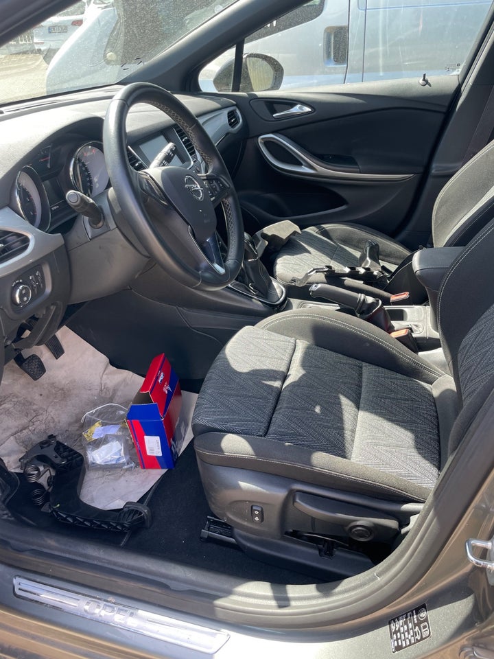 Opel Astra 1,5 D 105 Edition Sports Tourer 5d