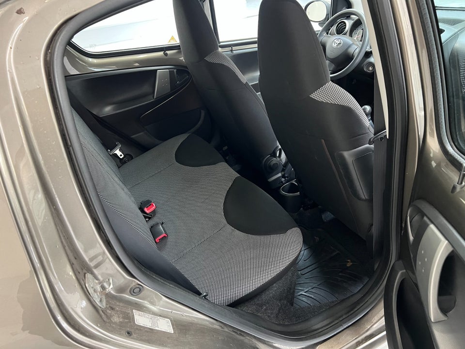 Toyota Aygo 1,0 VVT-i T2 Air 5d