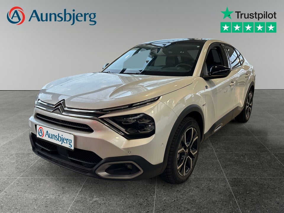 Citroën ë-C4 X 50 Shine 4d