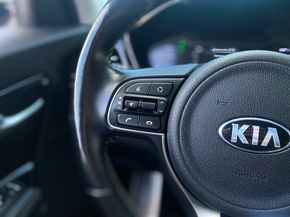 Kia Niro 1,6 PHEV Advance DCT 5d