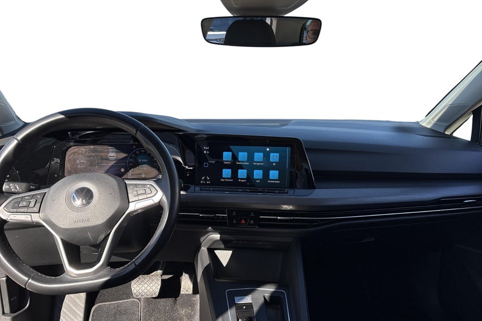VW Golf VIII 1,4 eHybrid DSG 5d