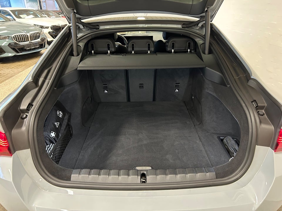 BMW i4 eDrive40 Fully Charged M-Sport 5d