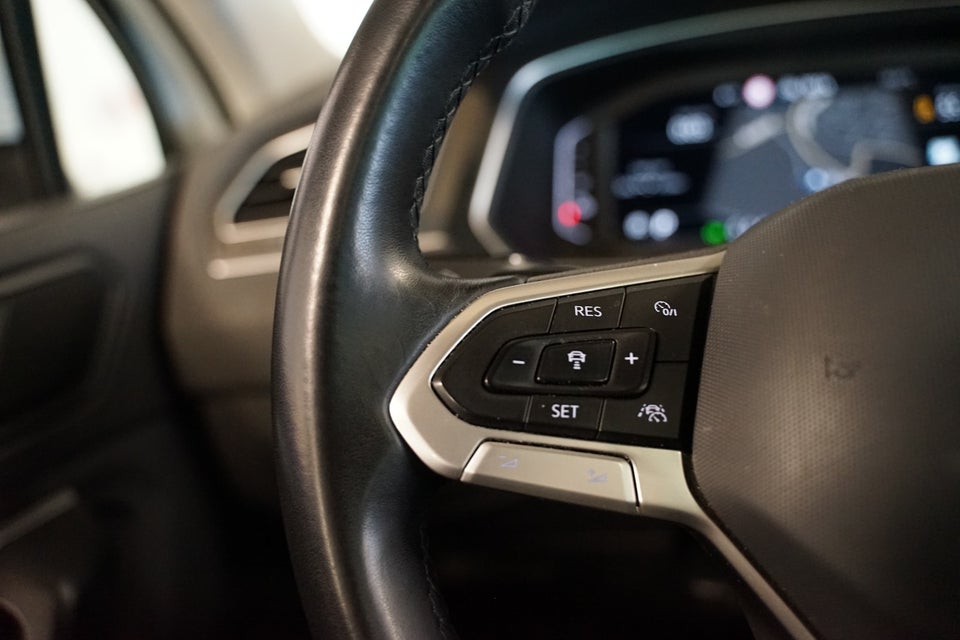 VW Tiguan 1,4 eHybrid Elegance DSG 5d