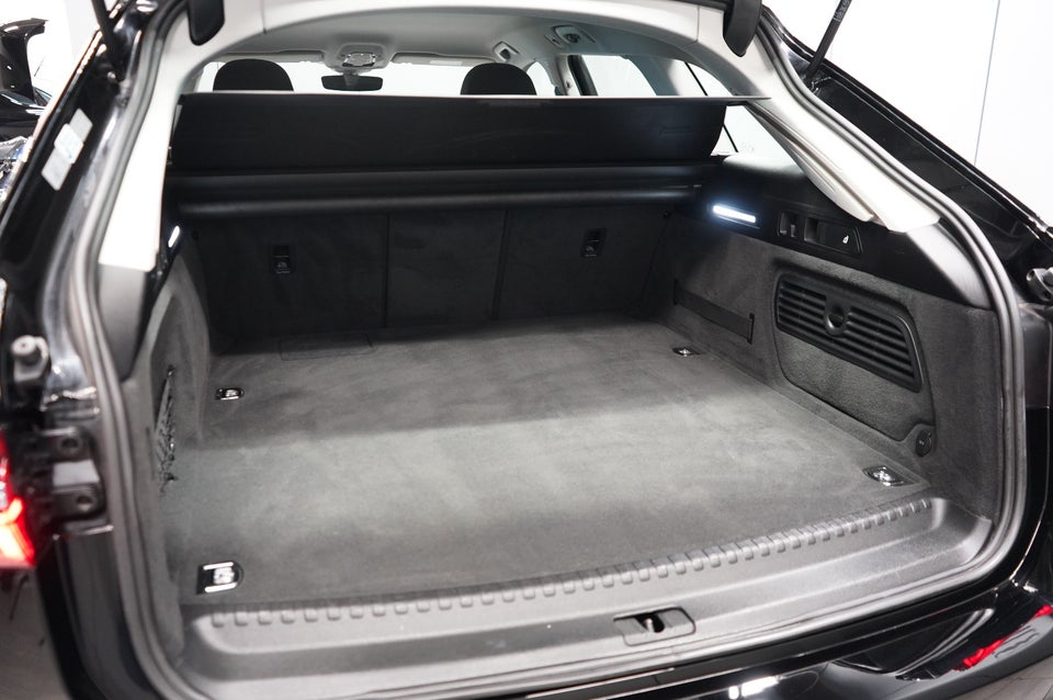 Audi A6 50 TFSi e Sport Prestige Avant quattro S-tr. 5d