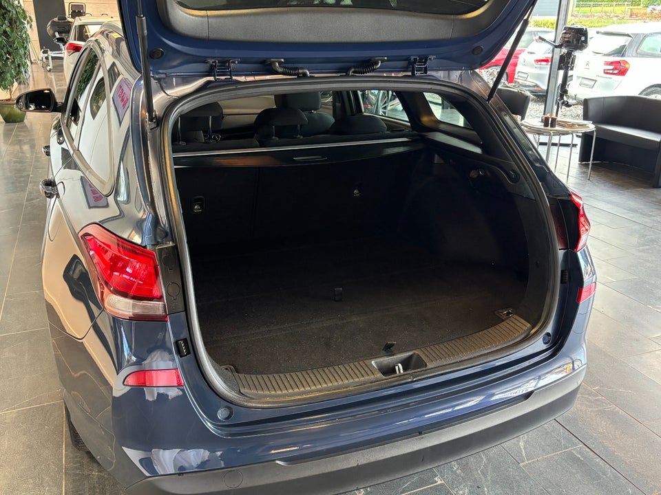 Hyundai i30 1,0 T-GDi Go! stc. 5d