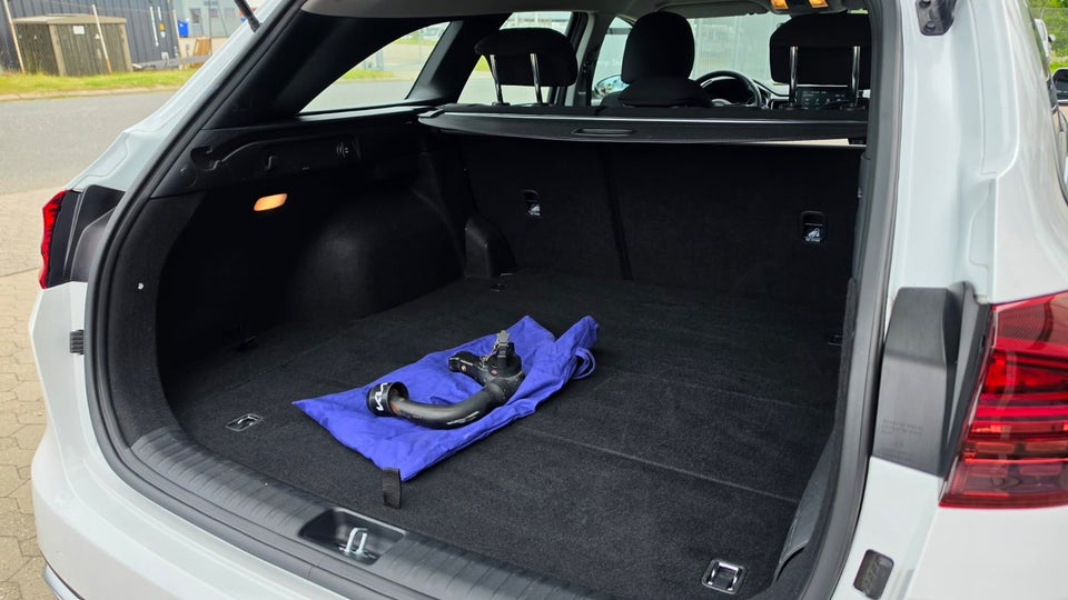 Kia Ceed 1,6 PHEV Prestige SW DCT 5d