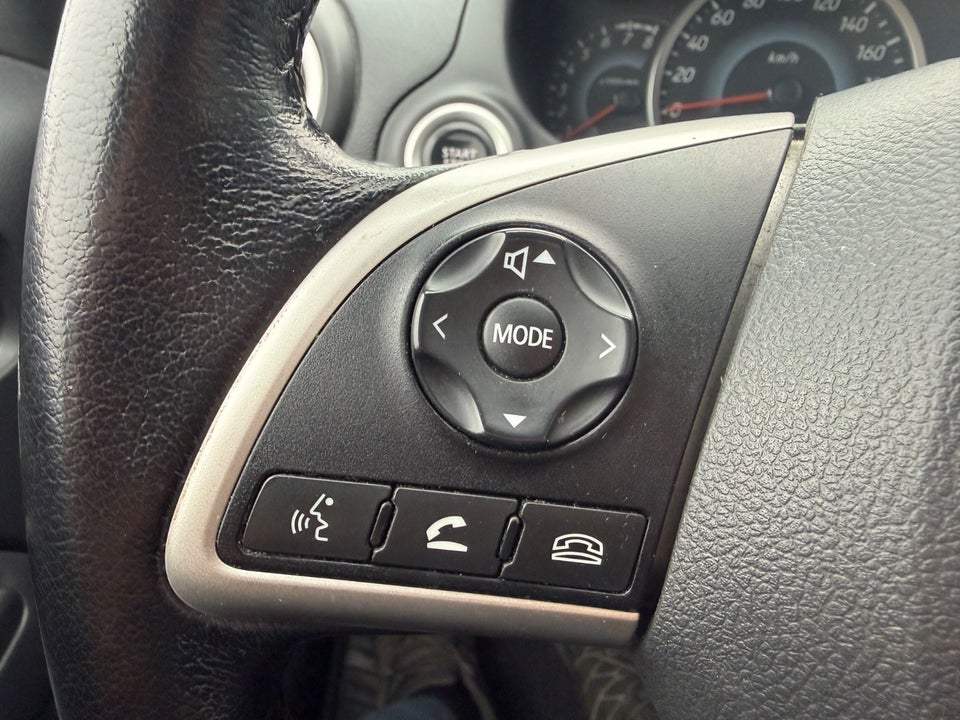 Mitsubishi Space Star 1,2 Intense CVT 5d