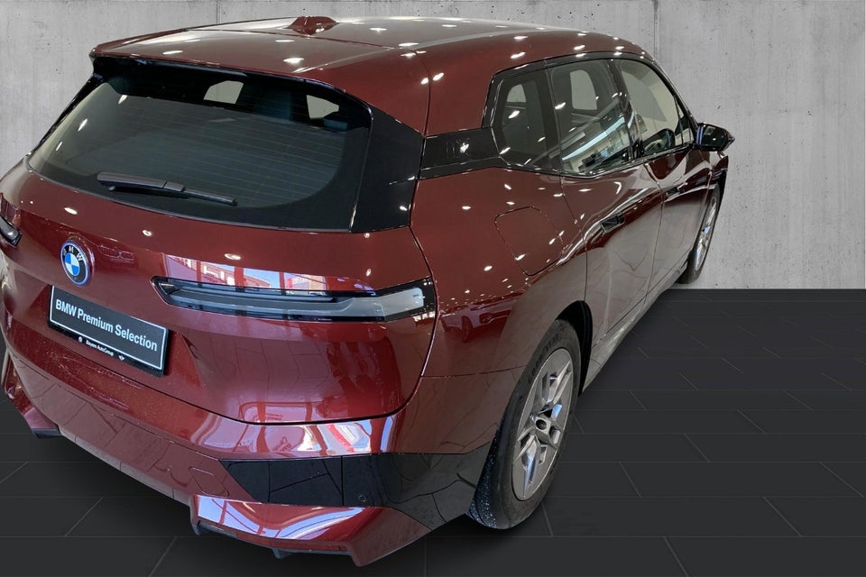 BMW iX xDrive40 Fully Charged 5d