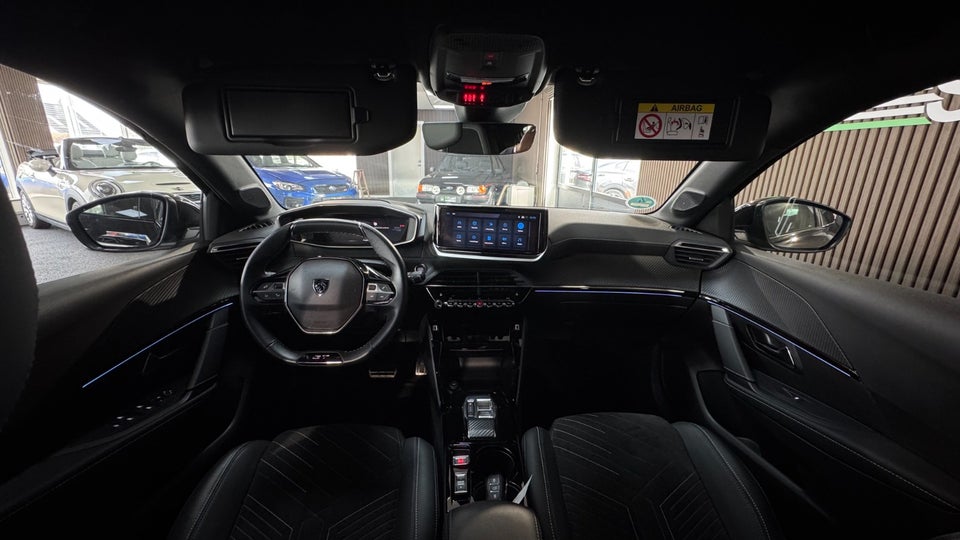 Peugeot e-208 54 GT 5d