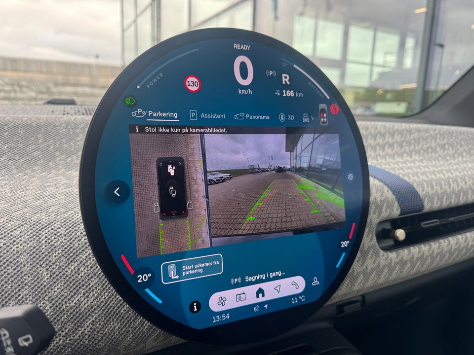 MINI Cooper E Favoured Trim L 3d