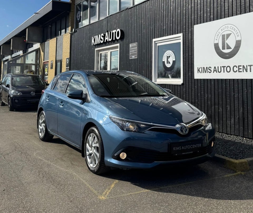 Toyota Auris 1,8 Hybrid H2 Comfort CVT 5d