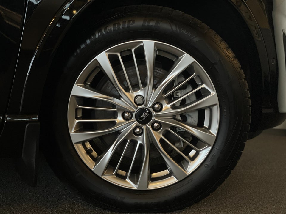 Ford Kuga 2,5 PHEV Vignale CVT 5d