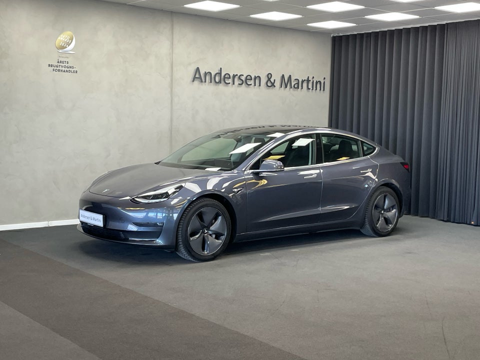 Tesla Model 3 Long Range AWD 4d