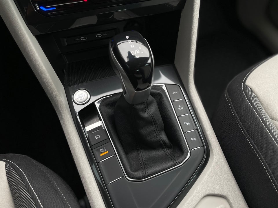 VW Tiguan 1,4 eHybrid Elegance DSG 5d