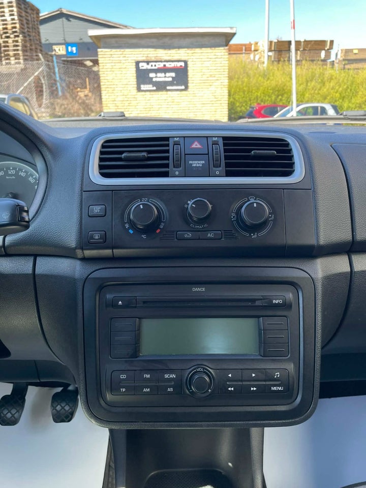 Skoda Fabia 1,4 16V Ambiente Combi 5d