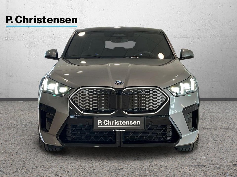 BMW iX2 eDrive20 M-Sport Pro 5d