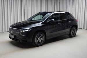 Mercedes EQA250+, modelår 2026, 11,000 km