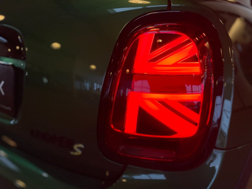 MINI Cooper SE Maximise 3d