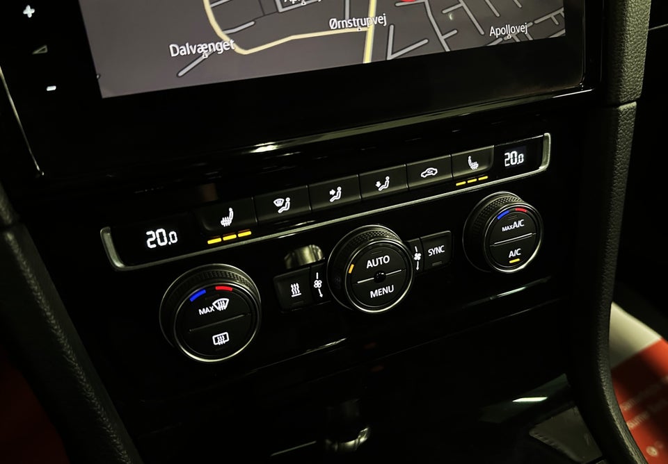 VW Golf VII 1,4 GTE DSG 5d